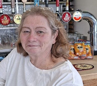 Di Hedges